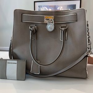Michael Kors Hamilton Pearl Grey Large + Wallet